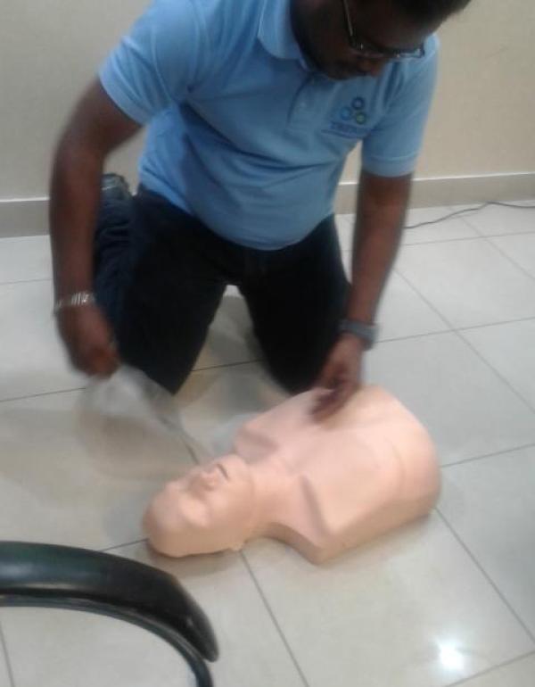 Basic Life Support and Automated External Defibrillator Training_14