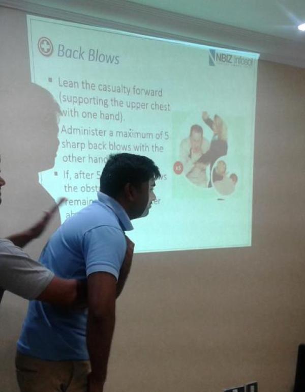 Basic Life Support and Automated External Defibrillator Training_18