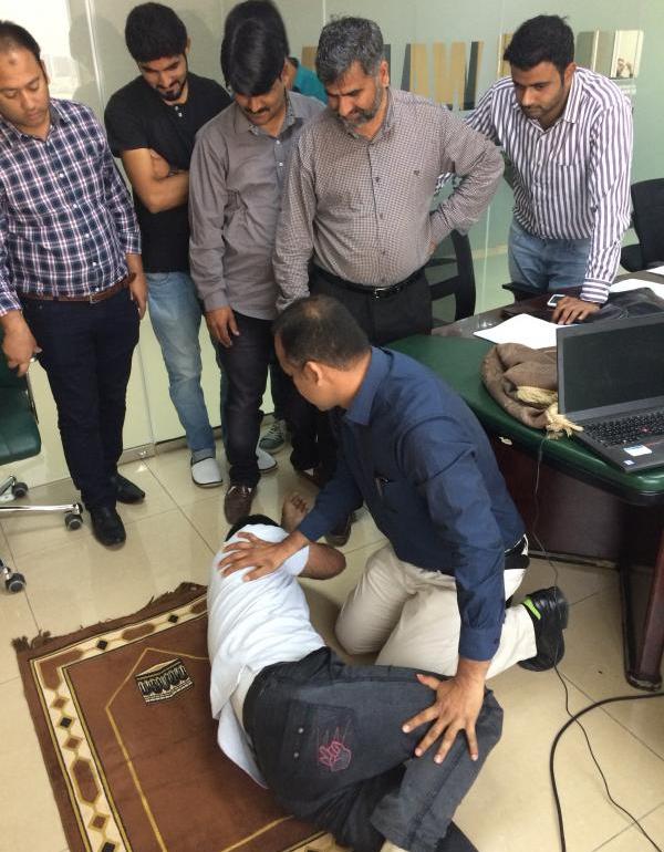 Basic First Aid Training in Contracting Company_15